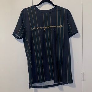 Men’s vertical stripe tshirt